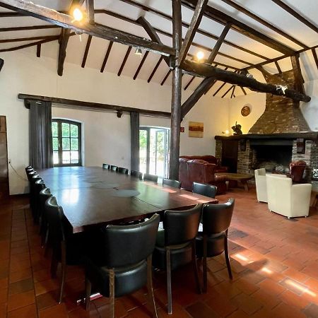 Magnificent Farmhouse In Sint Joost Eksteriør bilde