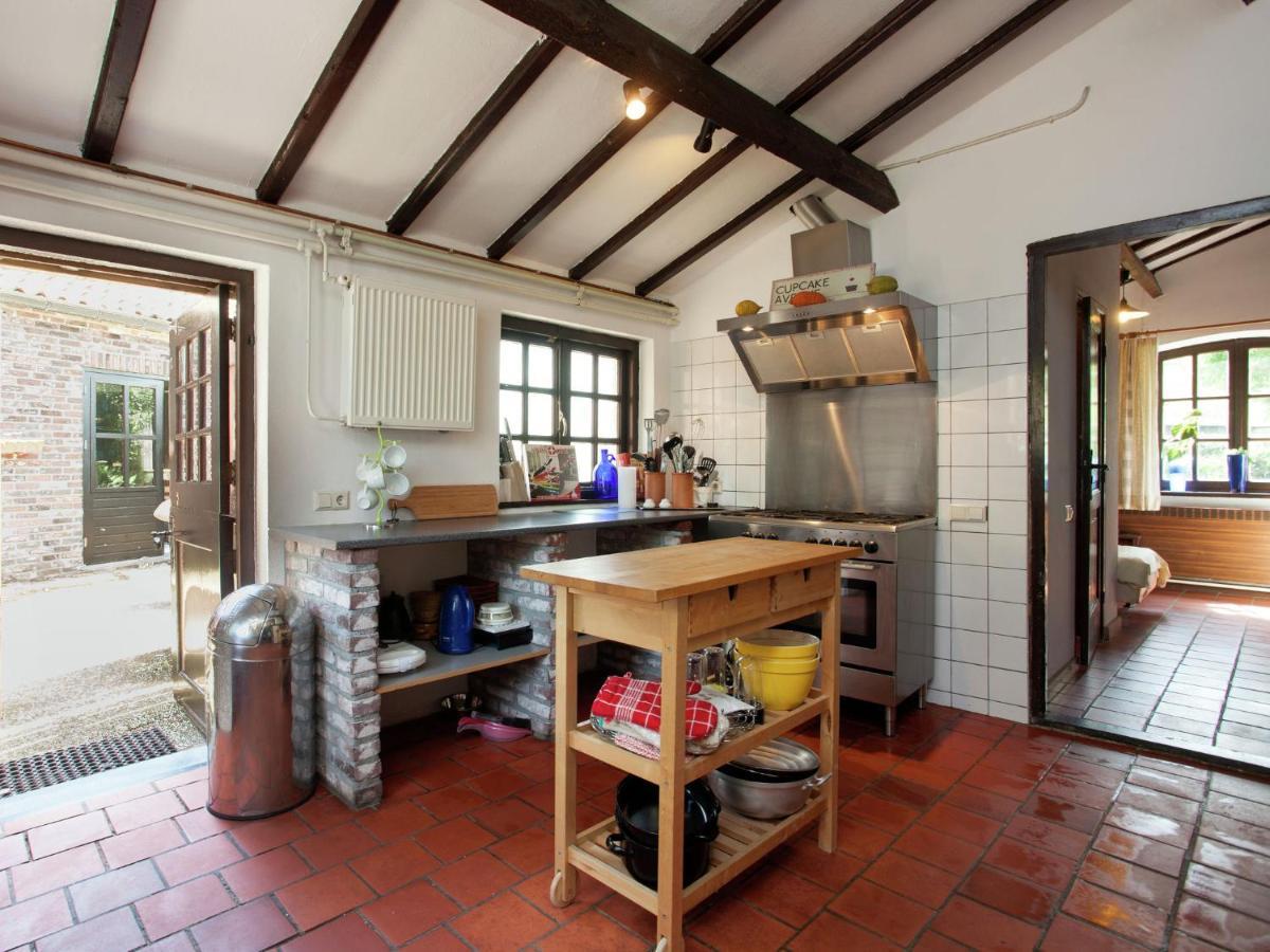 Magnificent Farmhouse In Sint Joost Eksteriør bilde